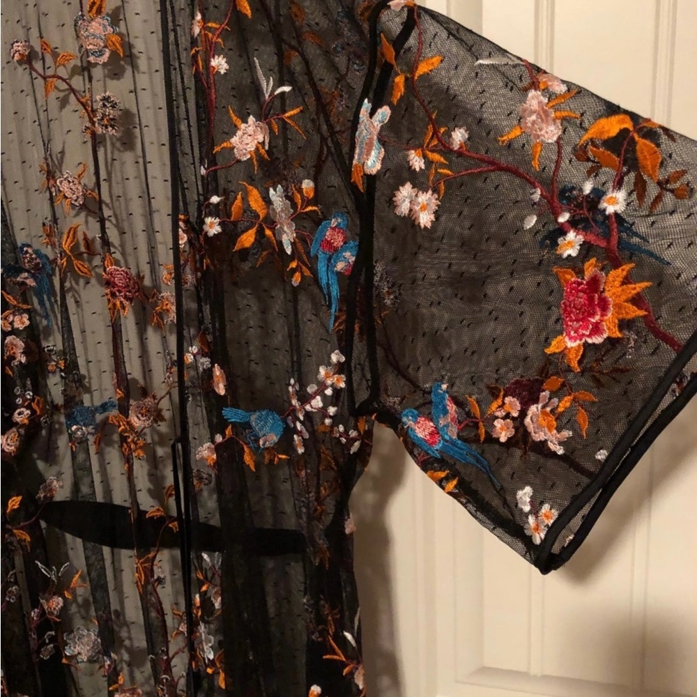 Beautiful Embroidered Robe - Picture 8 of 8